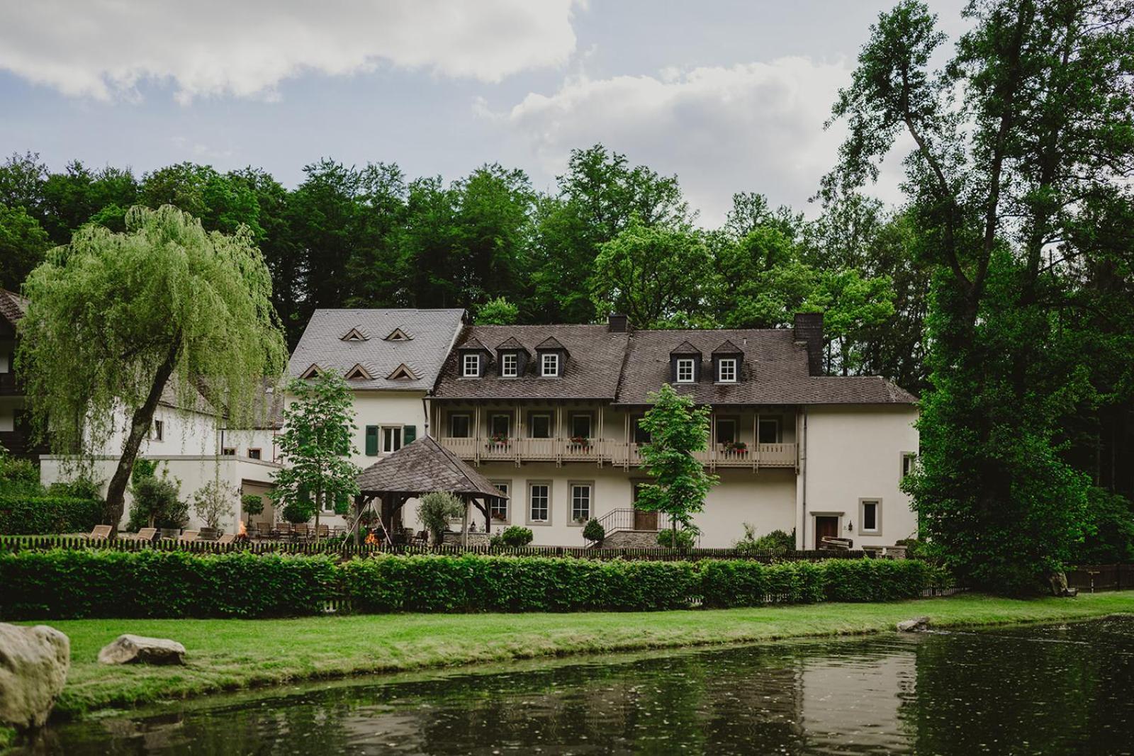 Appartement Alte Baeckerei à Bescheid Extérieur photo