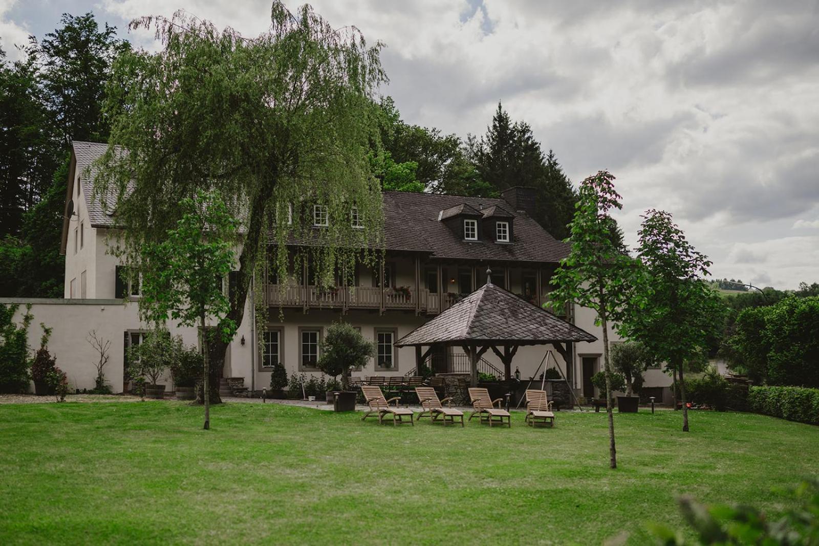 Appartement Alte Baeckerei à Bescheid Extérieur photo